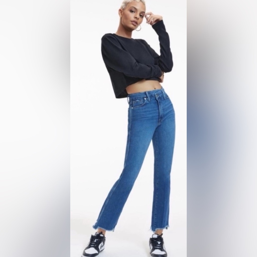 Good American Good Curve Straight Crossover Jeans. NWT. Size 2/26